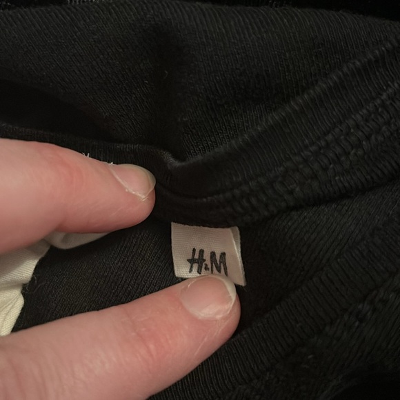 H&M Faux Grey/Black Denim Mini Skirt with Slit AND Long Sleeve Black Top, Sz s - Picture 11 of 12